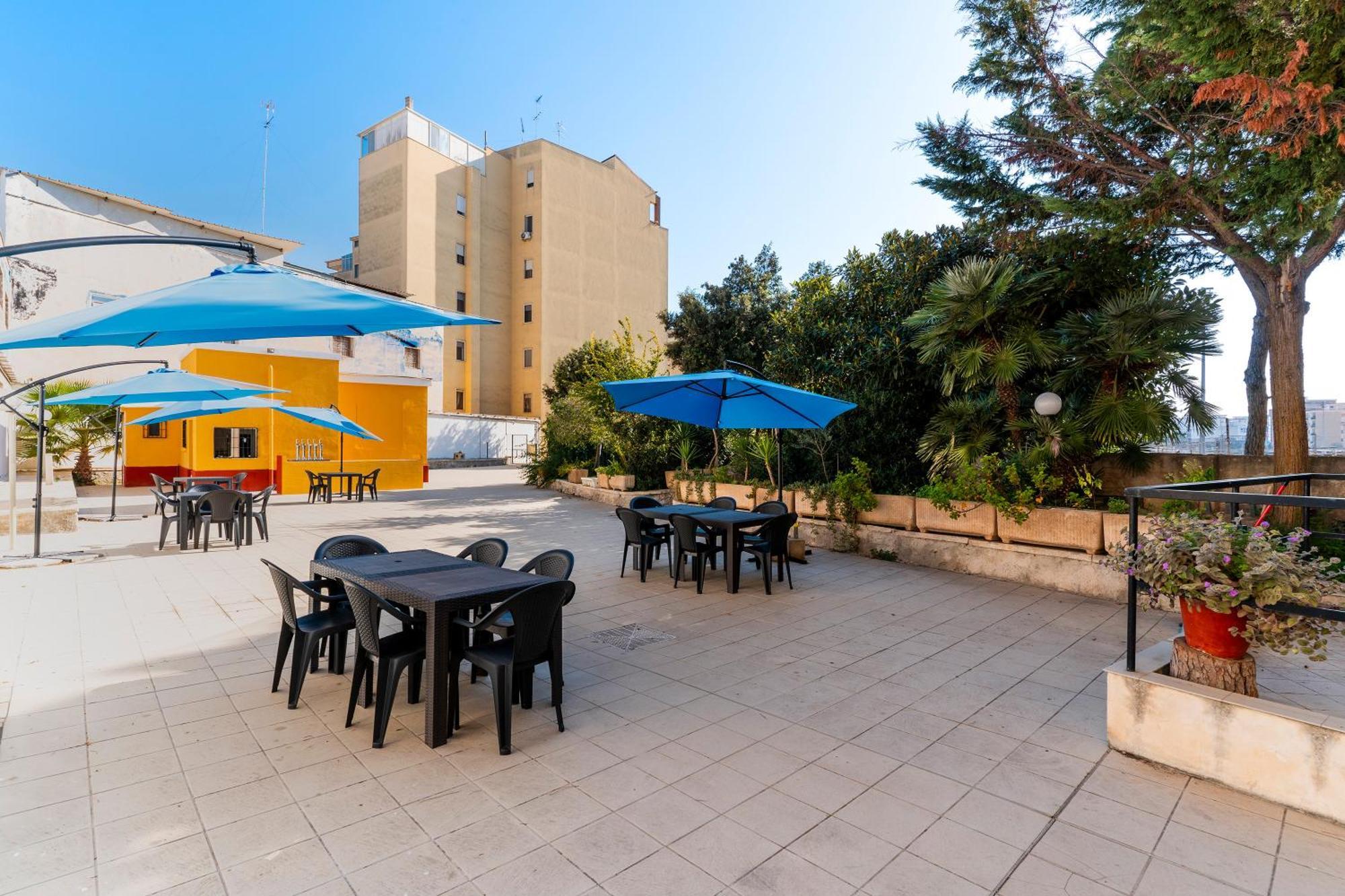 Hotel Casa Di Madre Antonia Brindisi Zewnętrze zdjęcie