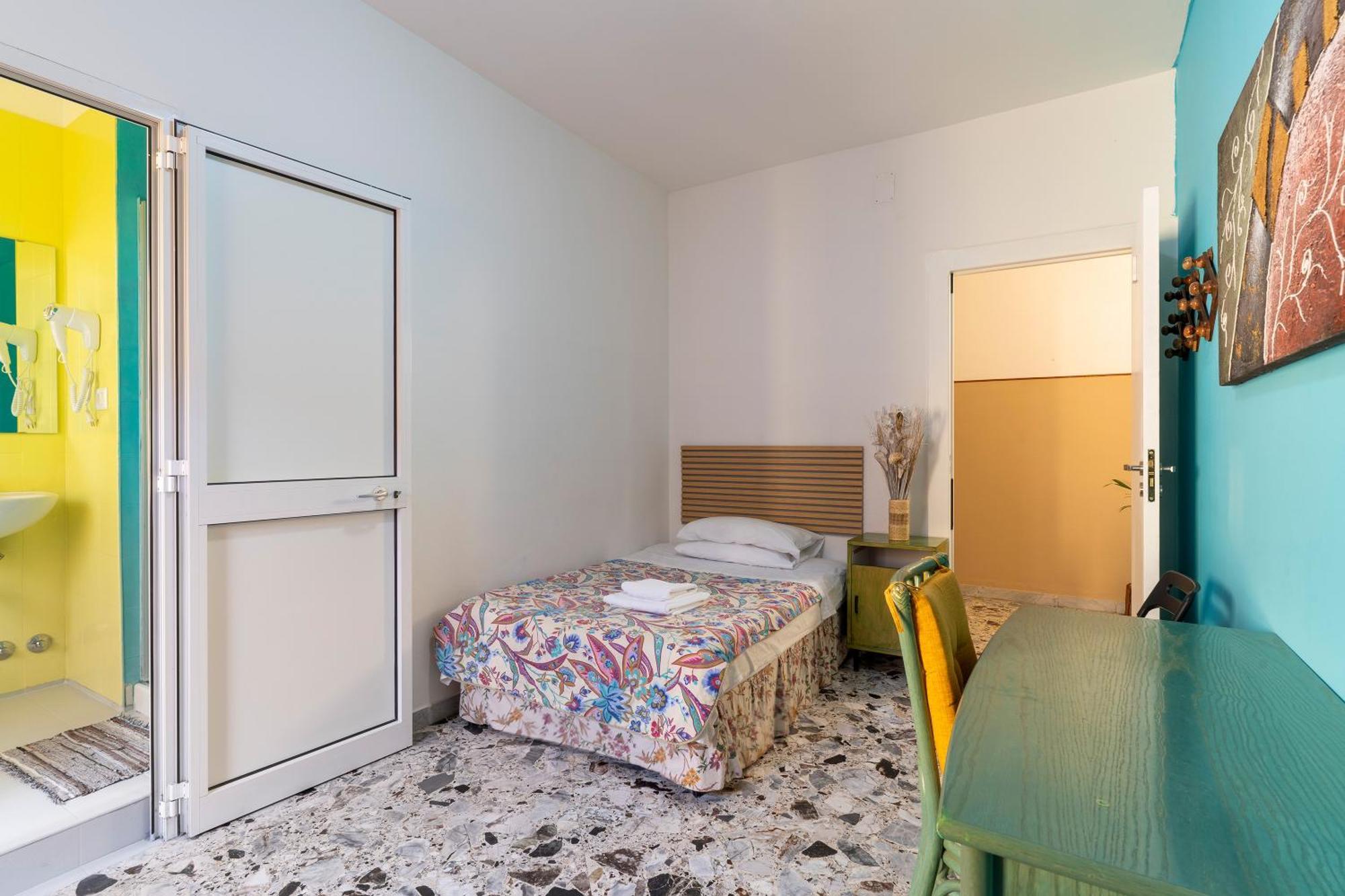 Hotel Casa Di Madre Antonia Brindisi Zewnętrze zdjęcie